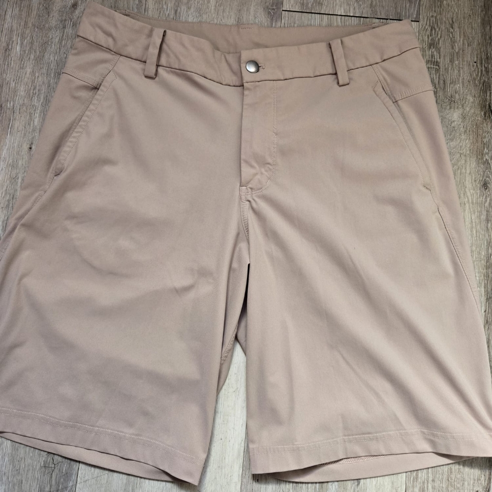 Lululemon Tan Color Shorts Size 36 - Picture 3 of 5